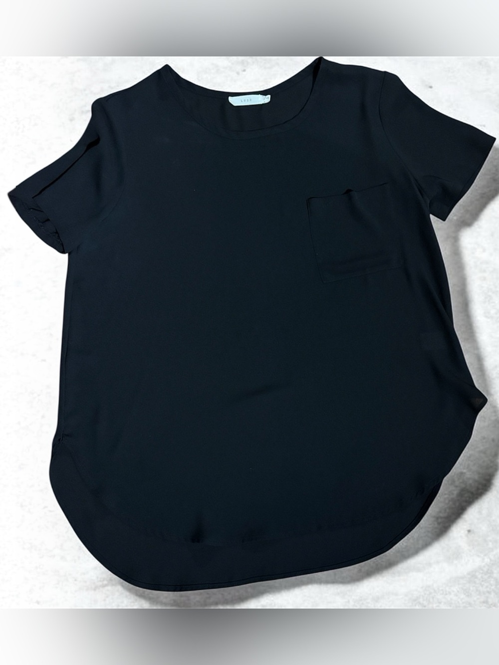 Lush short-sleeve pocket blouse